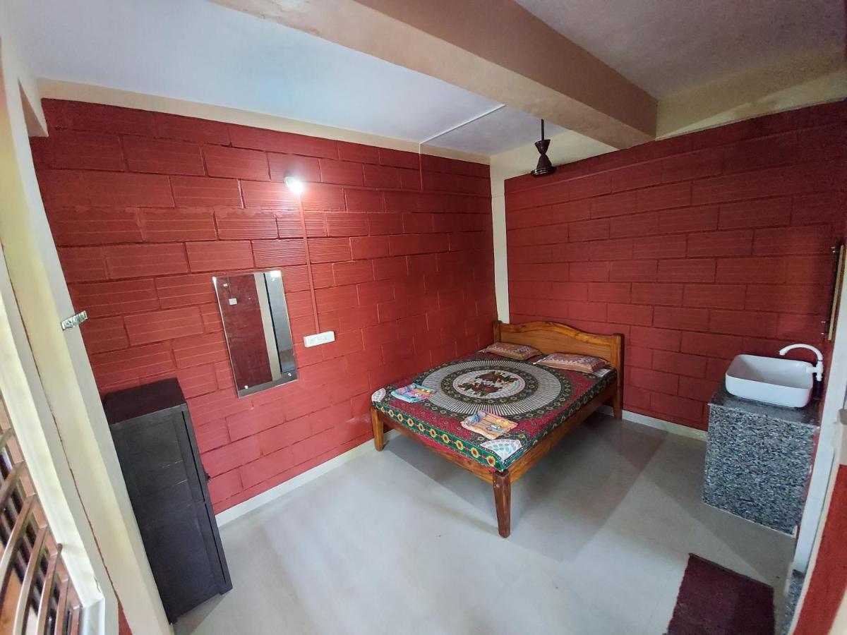 Cocopelli Guest House Gokarna  Exterior photo